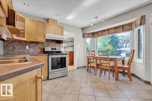 11914 40 Street, Edmonton, AB - Indoor