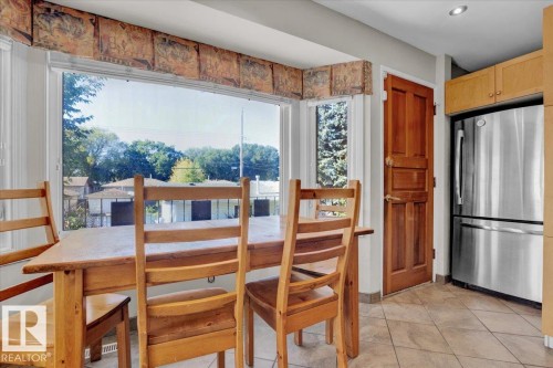 11914 40 Street, Edmonton, AB - Indoor