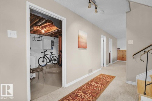 11914 40 Street, Edmonton, AB - Indoor Photo Showing Other Room