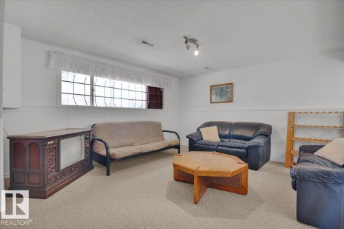 11914 40 Street, Edmonton, AB - Indoor