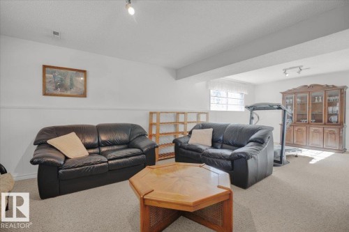 11914 40 Street, Edmonton, AB - Indoor Photo Showing Living Room