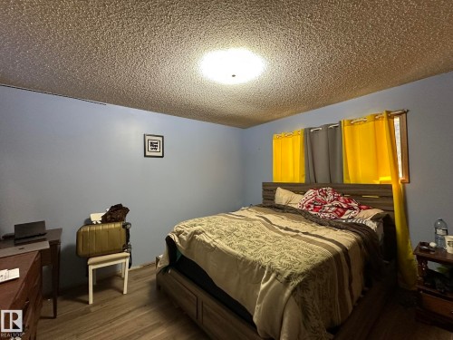 59528 152 Range Road, Rural Smoky Lake County, AB - Indoor Photo Showing Bedroom