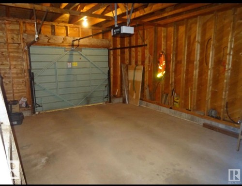 59528 152 Range Road, Rural Smoky Lake County, AB - Indoor