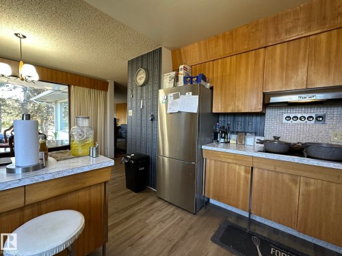 59528 152 Range Road, Rural Smoky Lake County, AB - Indoor Photo Showing Kitchen
