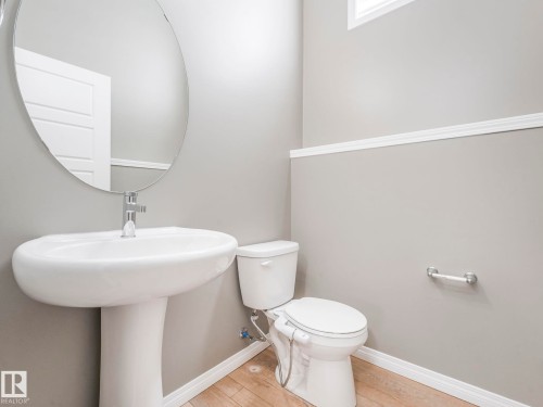 1631 203 Street, Edmonton, AB - Indoor Photo Showing Bathroom
