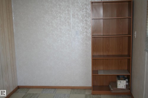 21542 Twp 492, Rural Camrose County, AB - Indoor Photo Showing Other Room