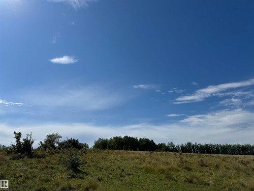 On Range Rd 75, Rural Brazeau County, AB 