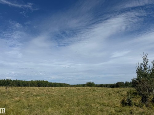 On Range Rd 75, Rural Brazeau County, AB 