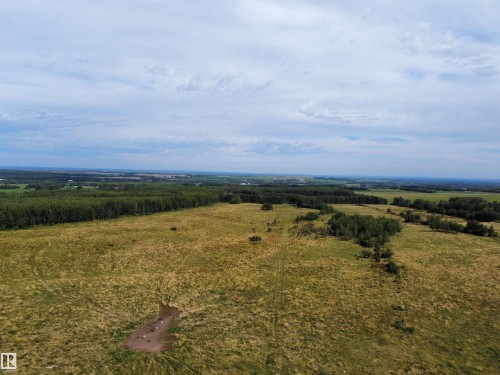 On Range Rd 75, Rural Brazeau County, AB 