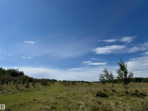 On Range Rd 75, Rural Brazeau County, AB 