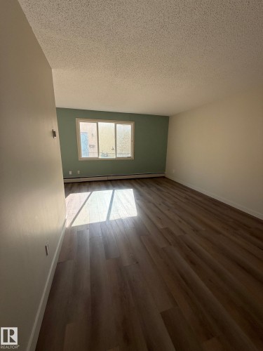 1 10035 155 Street, Edmonton, AB - Indoor Photo Showing Other Room