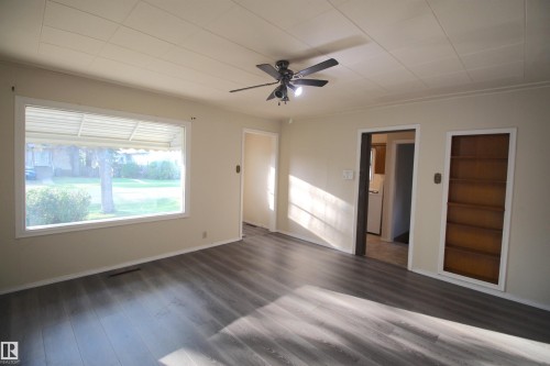 5021 48 Street, Calmar, AB - Indoor Photo Showing Other Room