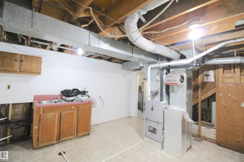 5021 48 Street, Calmar, AB - Indoor Photo Showing Basement