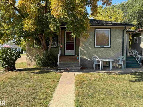 5602 50 Street  Vegreville, AB T9C 1K3