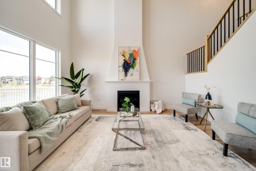 3 Cloutier Close, St. Albert, AB - Indoor Photo Showing Living Room