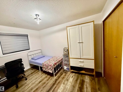 4514 56 Avenue, Barrhead, AB - Indoor Photo Showing Bedroom