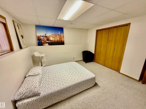 4514 56 Avenue, Barrhead, AB - Indoor Photo Showing Bedroom