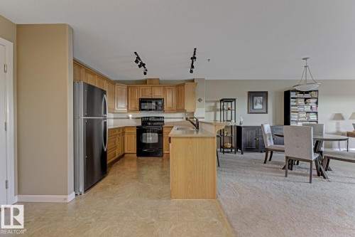 310 530 Hooke Road, Edmonton, AB - Indoor Photo Showing Other Room