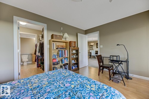 310 530 Hooke Road, Edmonton, AB - Indoor Photo Showing Bedroom
