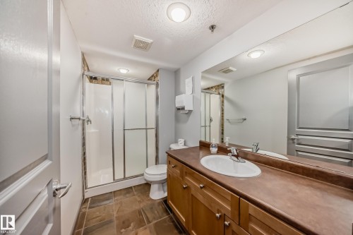 310 530 Hooke Road, Edmonton, AB - Indoor Photo Showing Bathroom