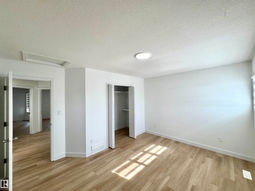 2908 44A Avenue, Edmonton, AB - Indoor Photo Showing Other Room