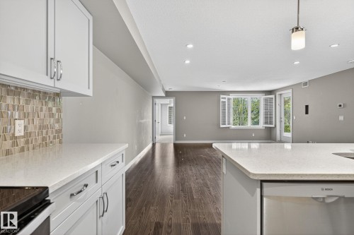 102 5029 Edgemont Boulevard, Edmonton, AB - Indoor Photo Showing Kitchen