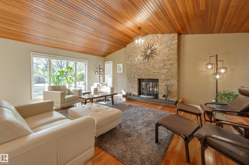 17623 53 Avenue, Edmonton, AB - Indoor Photo Showing Living Room With Fireplace