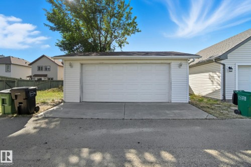 1438 Grant Way Nw, Edmonton, AB - Outdoor