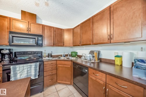 134 16311 95 Street, Edmonton, AB - Indoor Photo Showing Kitchen