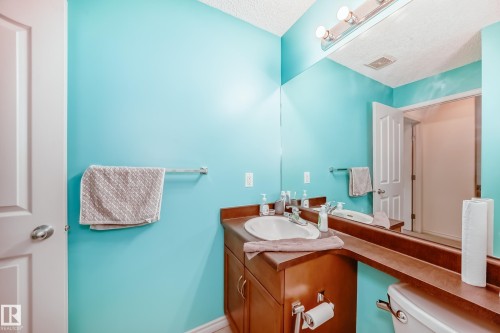134 16311 95 Street, Edmonton, AB - Indoor Photo Showing Bathroom