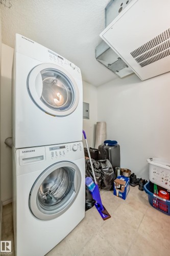 134 16311 95 Street, Edmonton, AB - Indoor Photo Showing Laundry Room