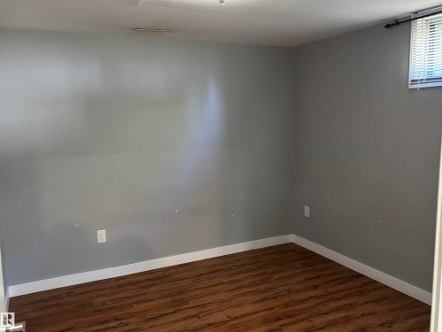 8028 134A Avenue Nw, Edmonton, AB - Indoor Photo Showing Other Room