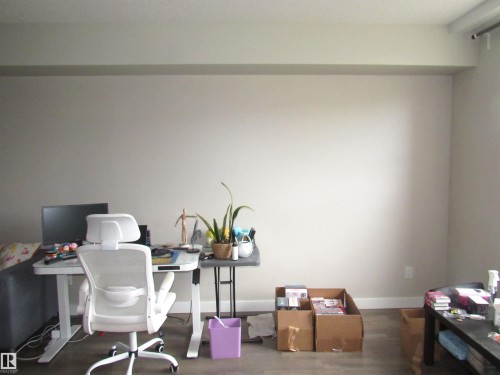 90 2560 Pegasus Boulevard, Edmonton, AB - Indoor Photo Showing Office