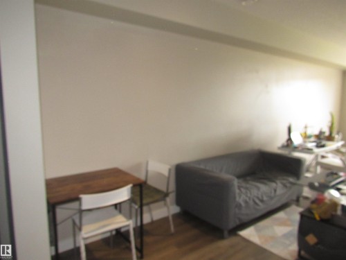 90 2560 Pegasus Boulevard, Edmonton, AB - Indoor