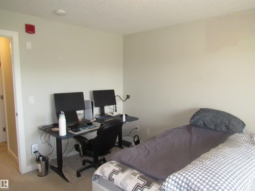 90 2560 Pegasus Boulevard, Edmonton, AB - Indoor Photo Showing Office