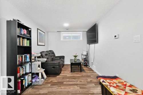 17096 46 Street, Edmonton, AB - Indoor Photo Showing Other Room