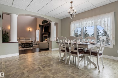 #111-59311 Range Rd 35, Rural Barrhead County, AB - Indoor Photo Showing Dining Room