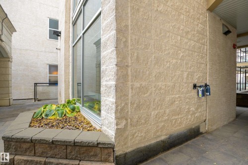 206 10503 98 Avenue, Edmonton, AB -  With Exterior