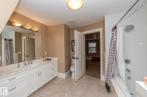 63 Fairway Drive, Edmonton, AB - Indoor Photo Showing Bathroom