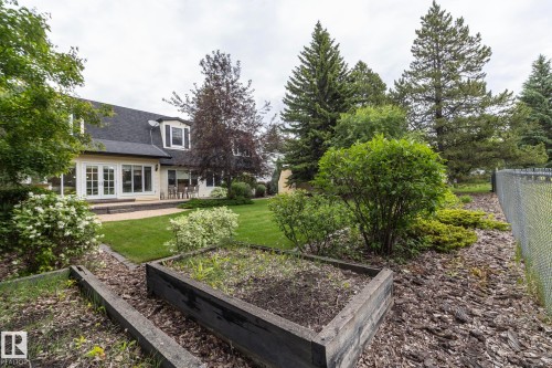 63 Fairway Drive, Edmonton, AB - Outdoor