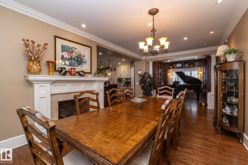 63 Fairway Drive, Edmonton, AB - Indoor Photo Showing Dining Room