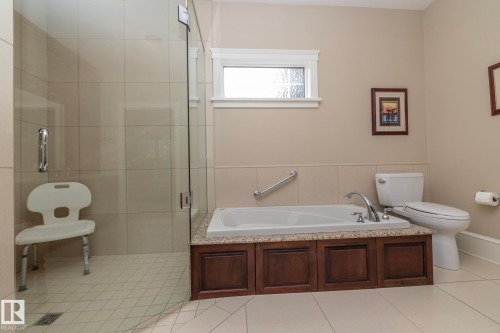63 Fairway Drive, Edmonton, AB - Indoor Photo Showing Bathroom