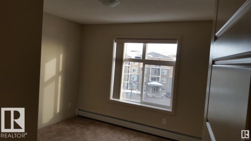 437 6076 Schonsee Way, Edmonton, AB - Indoor Photo Showing Other Room