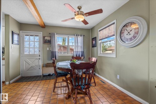 10 Brookside Crescent, Spruce Grove, AB - Indoor Photo Showing Dining Room