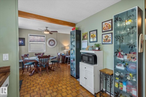 10 Brookside Crescent, Spruce Grove, AB - Indoor