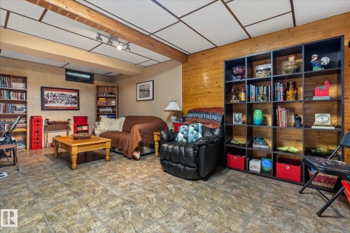 10 Brookside Crescent, Spruce Grove, AB - Indoor