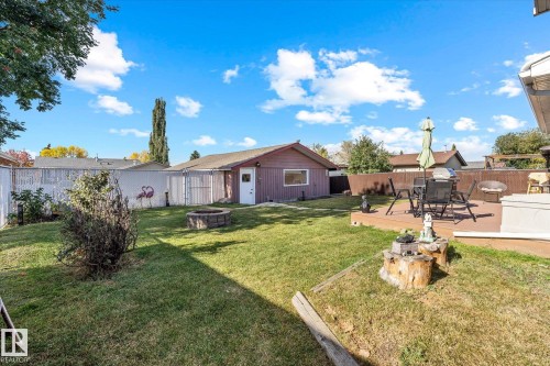 10 Brookside Crescent, Spruce Grove, AB - Outdoor With Backyard