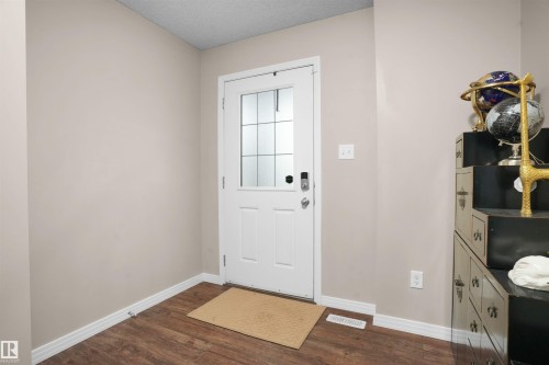 15160 16 Street, Edmonton, AB - Indoor Photo Showing Other Room