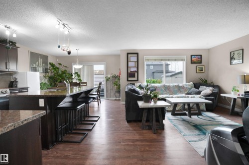 15160 16 Street, Edmonton, AB - Indoor Photo Showing Living Room