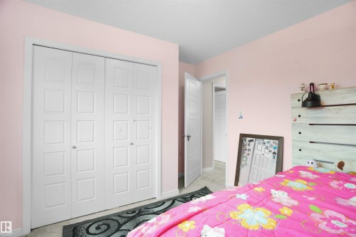 15160 16 Street, Edmonton, AB - Indoor Photo Showing Bedroom